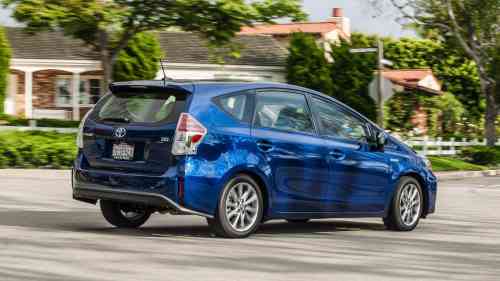 2017 TOYOTA PRIUS V