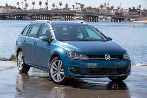 2017 VOLKSWAGEN GOLF SPORTWAGEN