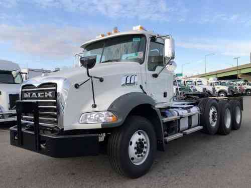 2018 MACK GU