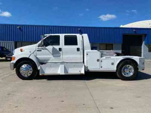 2011 FORD F-750