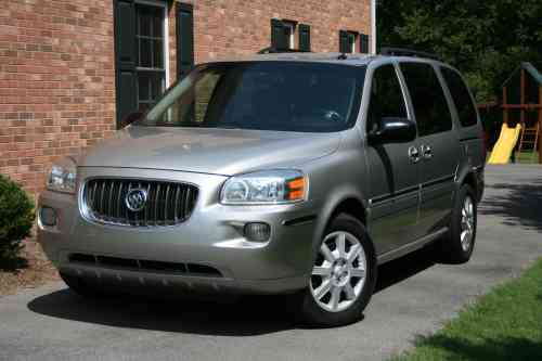 2005 BUICK TERRAZA