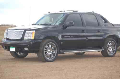 2005 CADILLAC ESCALADE