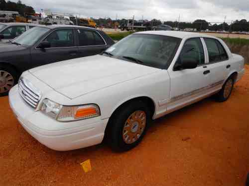 2005 FORD CROWN VICTORIA