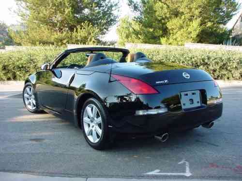 2005 NISSAN 350Z