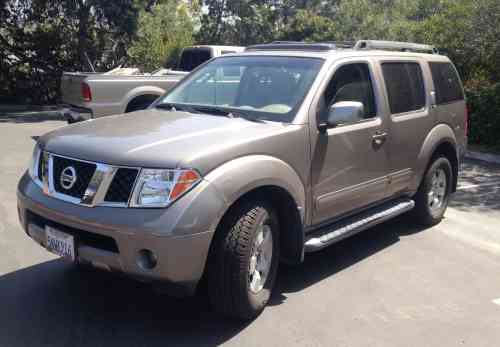 2005 NISSAN PATHFINDER