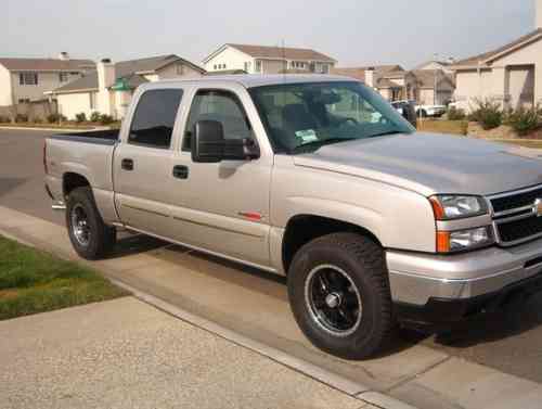 2006 CHEVROLET W4