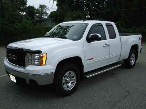 2007 GMC SIERRA