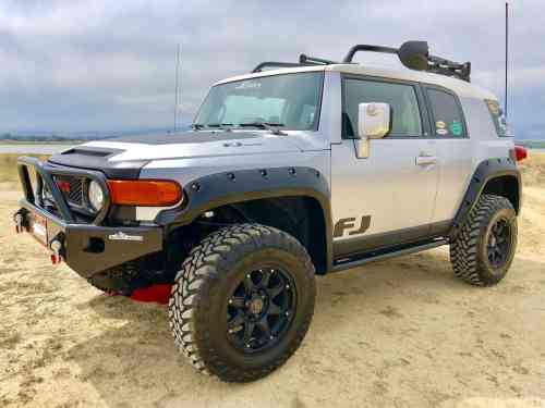 2007 TOYOTA FJ CRUISER