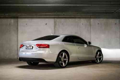 2009 AUDI A5