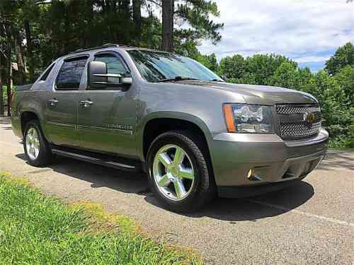 2009 CHEVROLET AVALANCHE