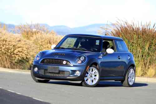 2010 MINI COOPER