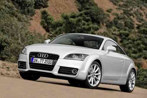 2011 AUDI TT