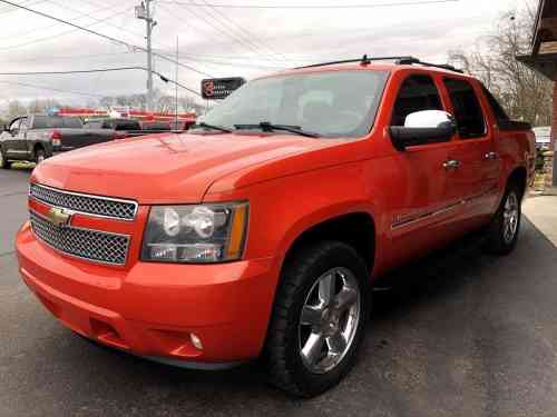 2011 CHEVROLET AVALANCHE