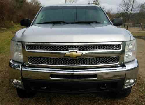 2011 CHEVROLET SILVERADO