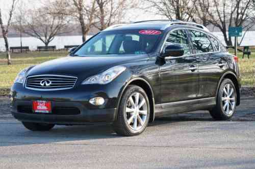 2011 INFINITI EX35