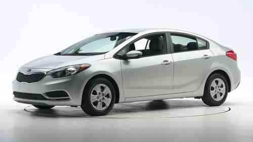 2011 KIA FORTE