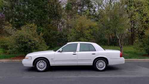 2011 MERCURY GRAND MARQUIS