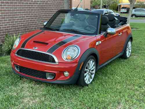 2011 MINI COOPER CONVERTIBLE