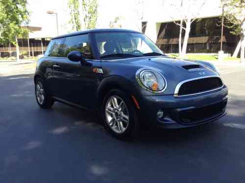 2011 MINI COOPER S HARDTOP