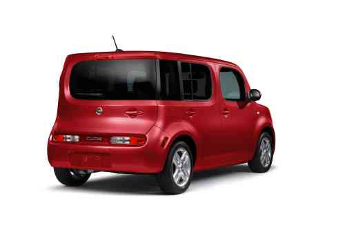 2011 NISSAN CUBE