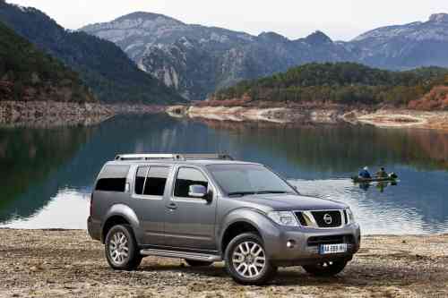 2011 NISSAN PATHFINDER