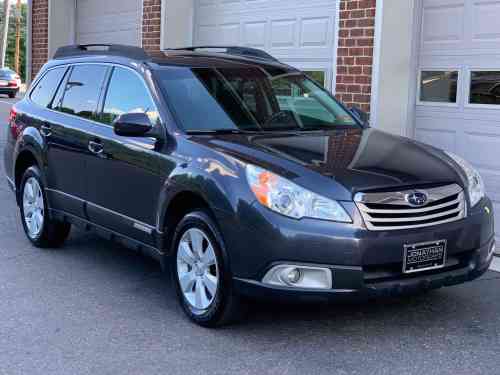 2011 SUBARU OUTBACK