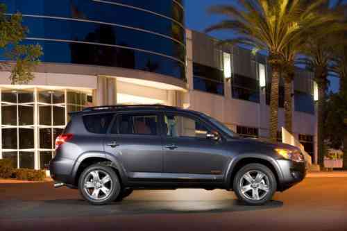 2011 TOYOTA RAV4