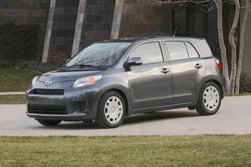 2011 TOYOTA SCION XD