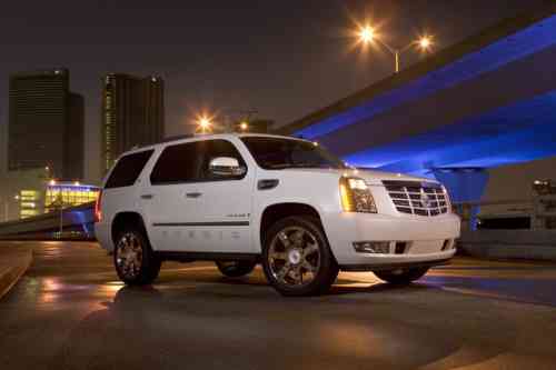 2012 CADILLAC ESCALADE