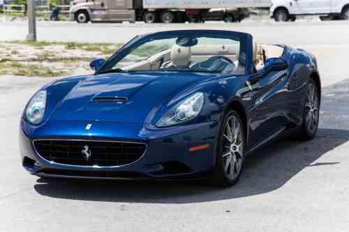 2012 FERRARI CALIFORNIA