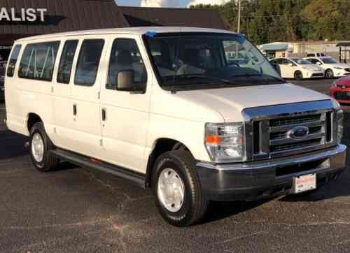 2012 FORD E-350