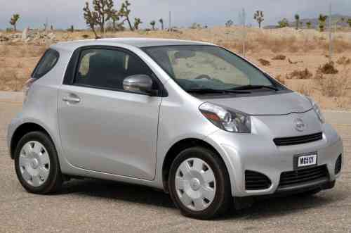 2012 TOYOTA SCION IQ