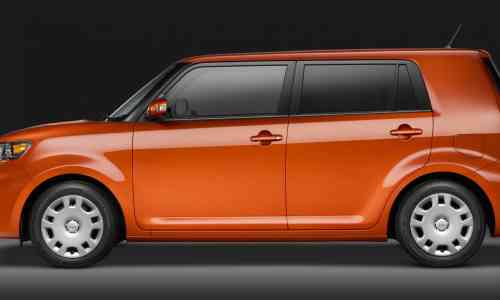 2012 TOYOTA SCION XB