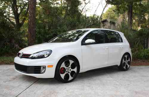 2012 VOLKSWAGEN GTI