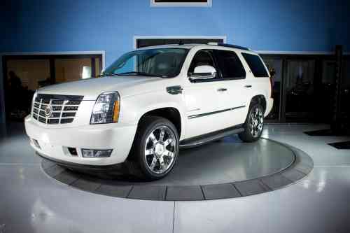 2013 CADILLAC ESCALADE