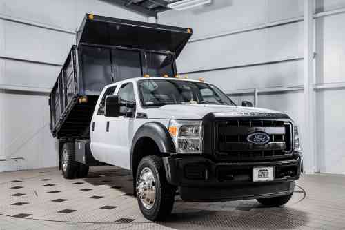 2013 FORD COMMERCIAL CHASSIS