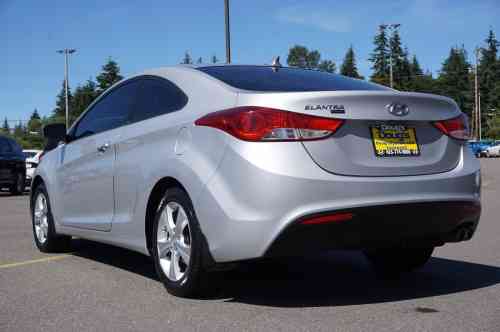 2013 HYUNDAI ELANTRA COUPE GS   SE