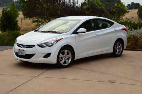 2013 HYUNDAI ELANTRA