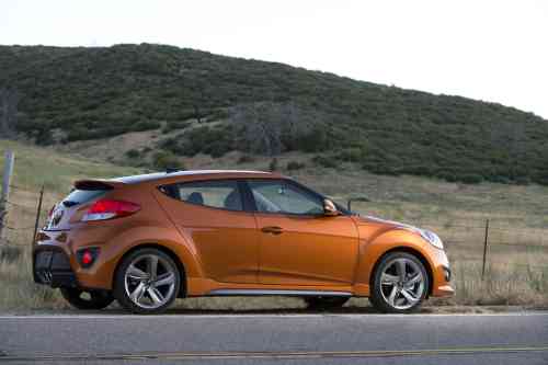 2013 HYUNDAI VELOSTER