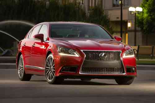 2013 LEXUS LS