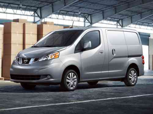 2013 NISSAN NV200