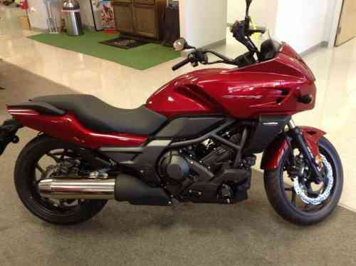 2014 HONDA CTX700-CTX700D