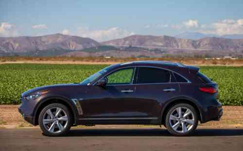 2014 INFINITI QX70