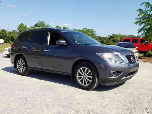 2014 NISSAN PATHFINDER