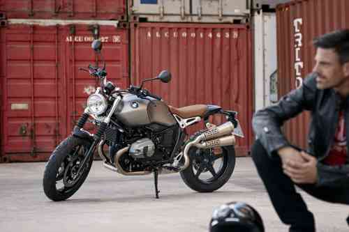 2015 BMW RNINET