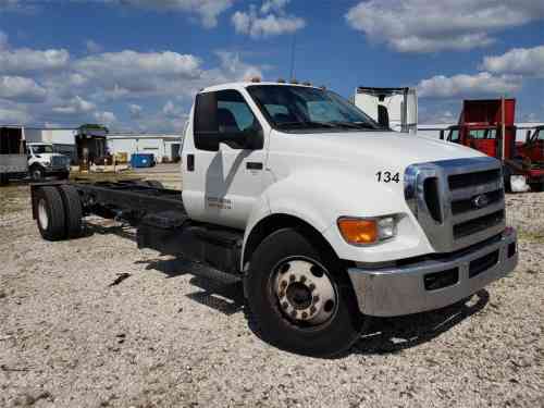 2015 FORD COMMERCIAL CHASSIS