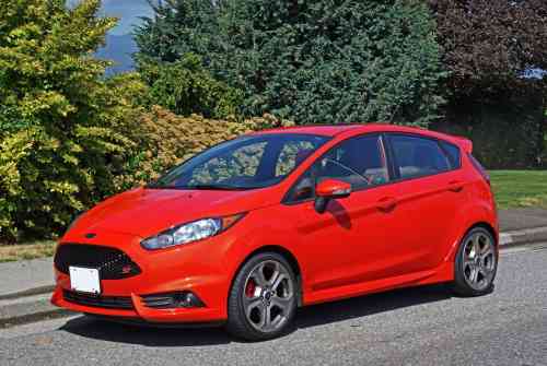 2015 FORD FIESTA