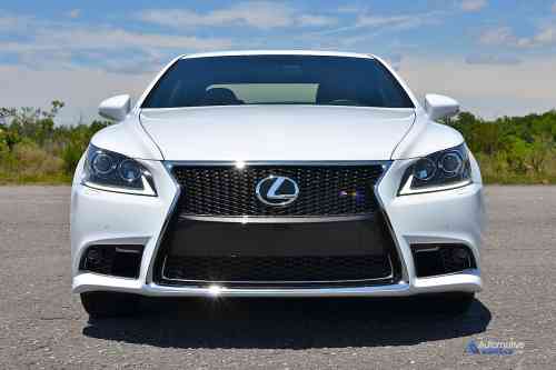 2015 LEXUS LS