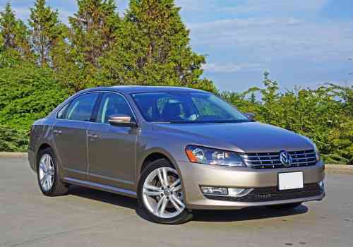 2015 VOLKSWAGEN PASSAT