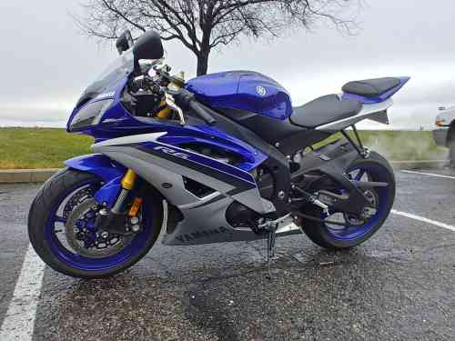 2015 YAMAHA YZF-R6